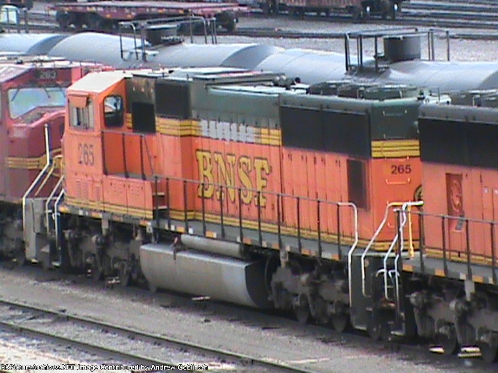 BNSF 265/8265